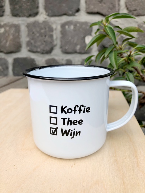 emaille mok wijn check, cadeau met humor