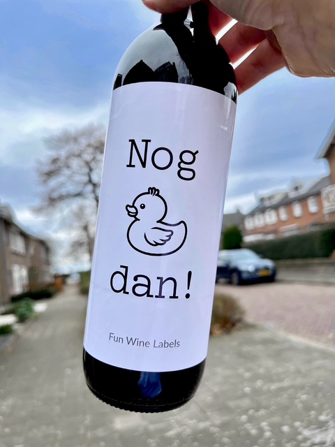 Wijnetiket Eendje Dan