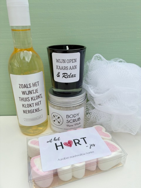 Relaxbox Verhuisd is perfect voor een wijnliefhebber die ook van relaxen houdt.