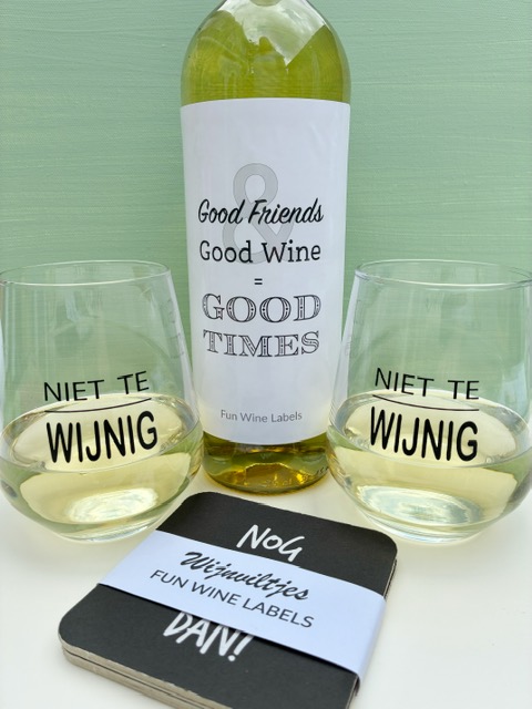Stuur eens een origineel cadeau op! Kies voor Wijn & Glazen Pakket Bedankt en wij sturen het voor je op naar je wijnmaatje. Ideaal vrienden cadeau.